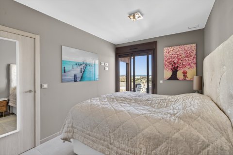 Продажа квартиры в Дехеса де Кампоамор, Аликанте, Испания 2 спальни, 90м2 №155378 - фото 15