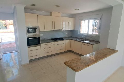 Finca myytävänä Catral, Alicante, Espanja, 3 makuuhuonetta, 163 m2 No. 155380 - kuva 9