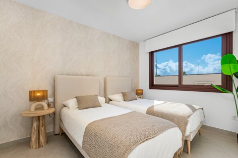 Villa en venta en Pilar de la Horadada, Alicante, España 3 dormitorios, 264 m2 No. 143089 - foto 26