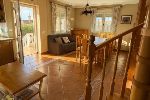 House for sale in Villaquilambre, Leon, Spain 4 bedrooms, 226 sq.m. No. 173269 - photo 6