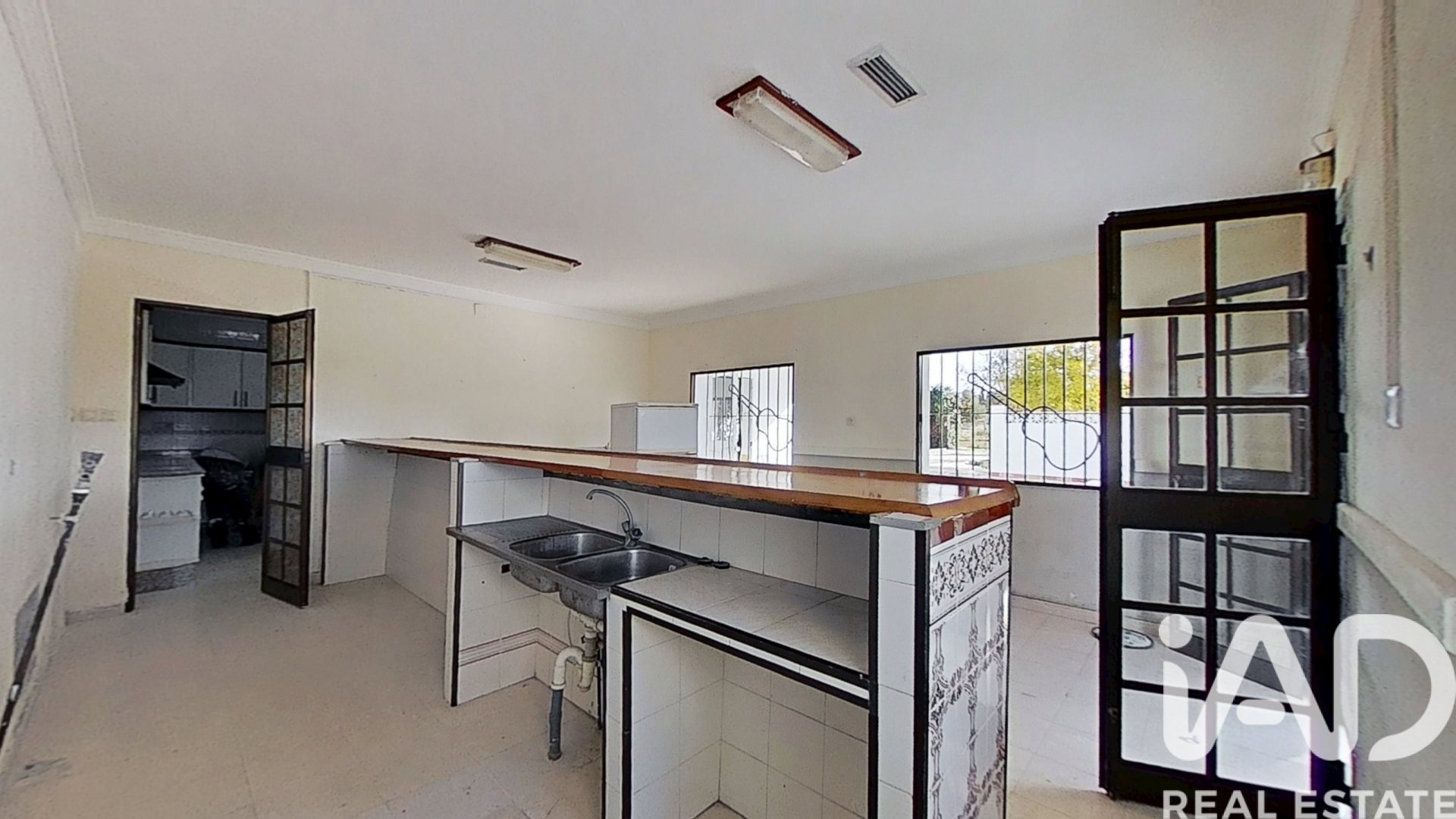 Talo Rota, Cadiz, Espanja 5 makuuhuonetta, 200 m2 No. 173270