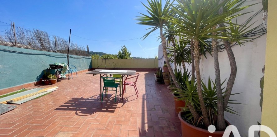 Apartamento en Barcelona, España 2 dormitorios, 72 m2 No. 173274