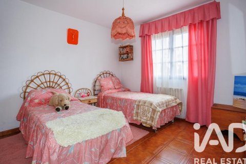 House for sale in Pontedeume, A Coruna, Spain 5 bedrooms, 507 sq.m. No. 173268 - photo 13