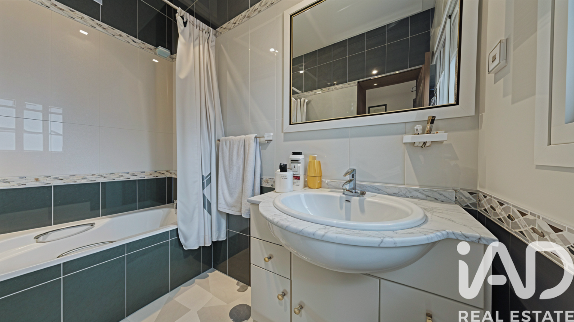 House in Chiclana de la Frontera, Cadiz, Spain 4 bedrooms, 391 sq.m. No. 173272
