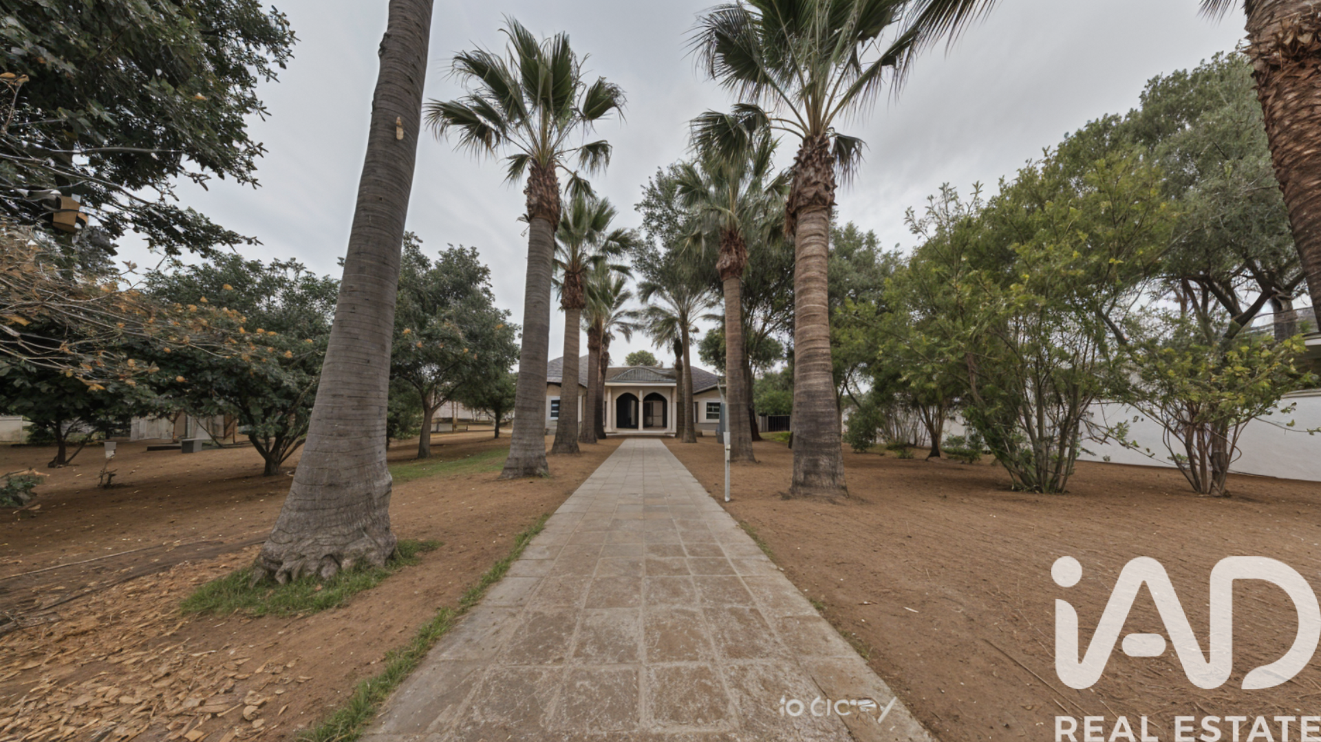 House in Chiclana de la Frontera, Cadiz, Spain 4 bedrooms, 391 sq.m. No. 173272
