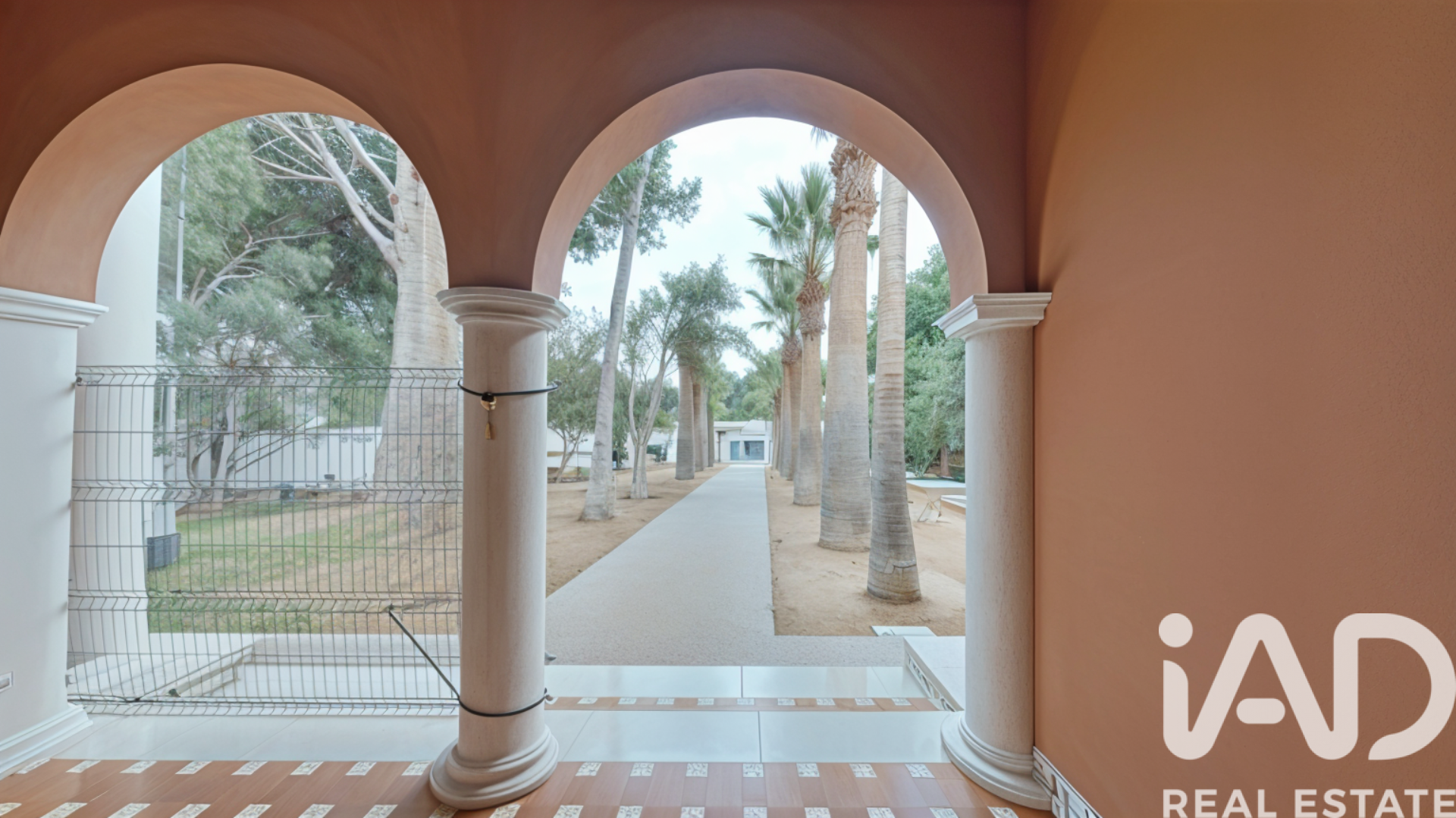 House in Chiclana de la Frontera, Cadiz, Spain 4 bedrooms, 391 sq.m. No. 173272