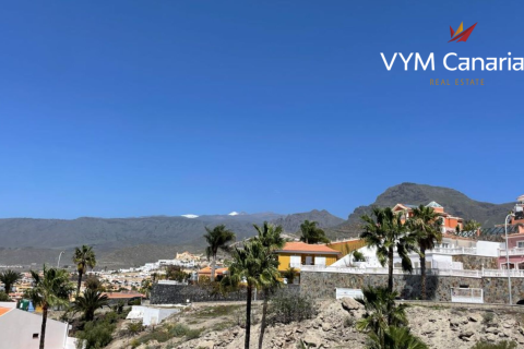 Villa for sale in San Eugenio, Tenerife, Spain 3 bedrooms, 115 sq.m. No. 167510 - photo 11