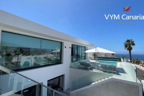 Villa for sale in San Eugenio, Tenerife, Spain 3 bedrooms, 115 sq.m. No. 167510 - photo 4
