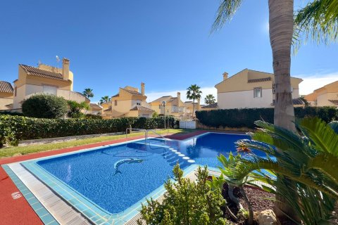 House for sale in Rojales, Alicante, Spain 3 bedrooms, 82 sq.m. No. 167514 - photo 2