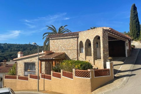 House for sale Tossa de Mar, Girona, Spain 5 bedrooms, 236 sq.m. No. 21593 - photo 1