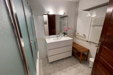 House for sale Tossa de Mar, Girona, Spain 5 bedrooms, 236 sq.m. No. 21593 - photo 17