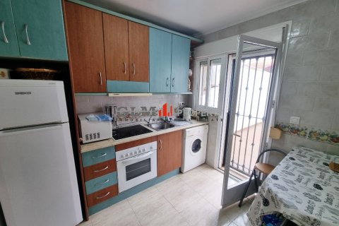 Huoneisto myytävänä Cartagena, Murcia, Espanja, 2 makuuhuonetta, No. 184547 - kuva 15