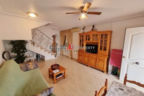 Huoneisto myytävänä Cartagena, Murcia, Espanja, 2 makuuhuonetta, No. 184547 - kuva 19