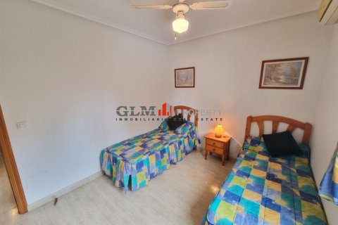 Huoneisto myytävänä Cartagena, Murcia, Espanja, 2 makuuhuonetta, No. 184547 - kuva 3