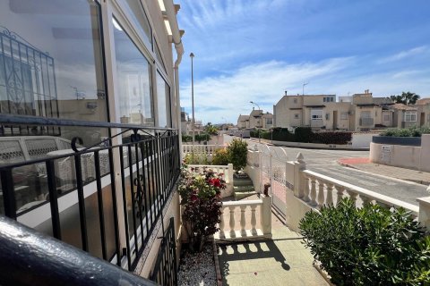 Townhouse à vendre à La Mata, Alicante, Espagne, 3 chambres, 132 m2 No. 191062 - photo 11