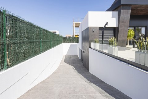 Huvila myytävänä Ciudad Quesada, Alicante, Espanja, 5 makuuhuonetta, 290 m2 No. 191066 - kuva 15