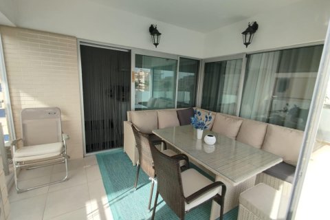 Huoneisto myytävänä Los Dolses, Alicante, Espanja, 2 makuuhuonetta, 118 m2 No. 191063 - kuva 3