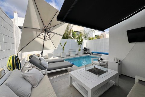 Huvila Villamartin, Alicante, Espanja 3 makuuhuonetta, 103 m2 No. 191065