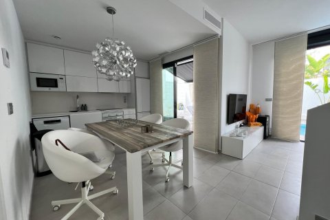 Huvila myytävänä Villamartin, Alicante, Espanja, 3 makuuhuonetta, 103 m2 No. 191065 - kuva 11