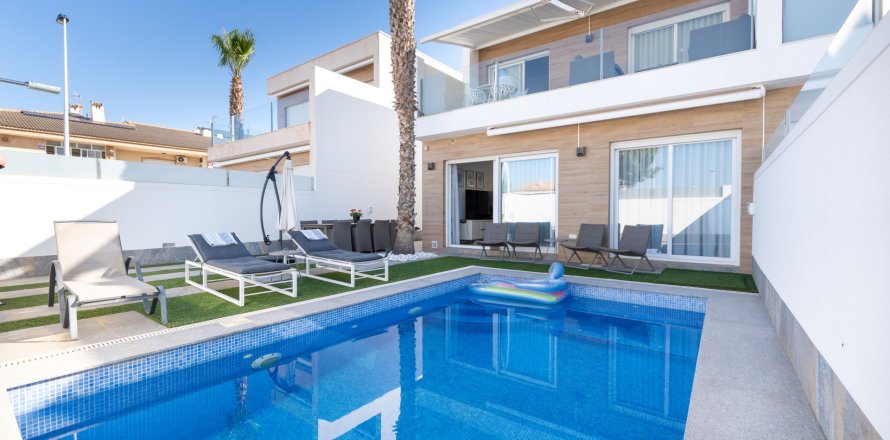 Villa San Pedro del Pinatar, Murcia, Spānijā 3 istabas, 111 m2 Nr. 189813