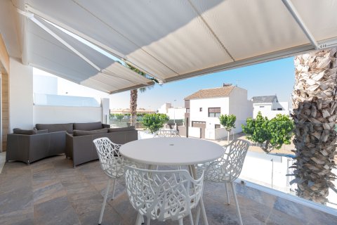 Villa pārdošanā San Pedro del Pinatar, Murcia, Spānijā 3 istabas, 111 m2 Nr. 189813 - attēls 8