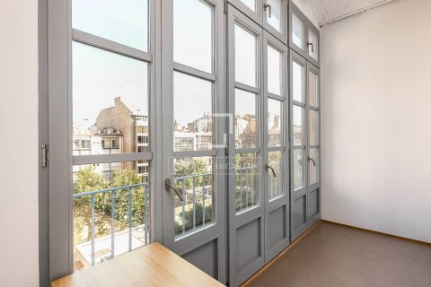 Wohnung zum Verkauf in Barcelona, Spanien 4 Schlafzimmer, 179 m2 Nr. 192545 - Foto 6