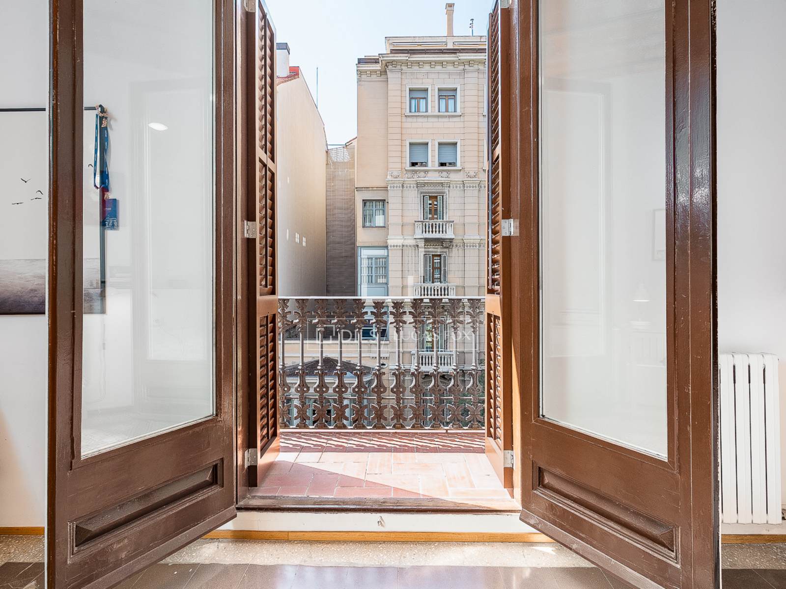 Huoneisto Barcelona, Espanja 4 makuuhuonetta, 179 m2 No. 192545