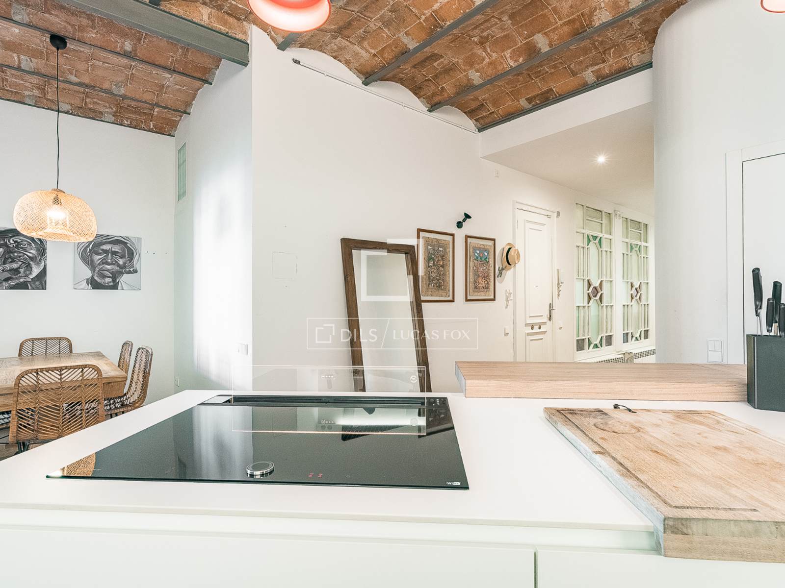 Huoneisto Barcelona, Espanja 4 makuuhuonetta, 179 m2 No. 192545