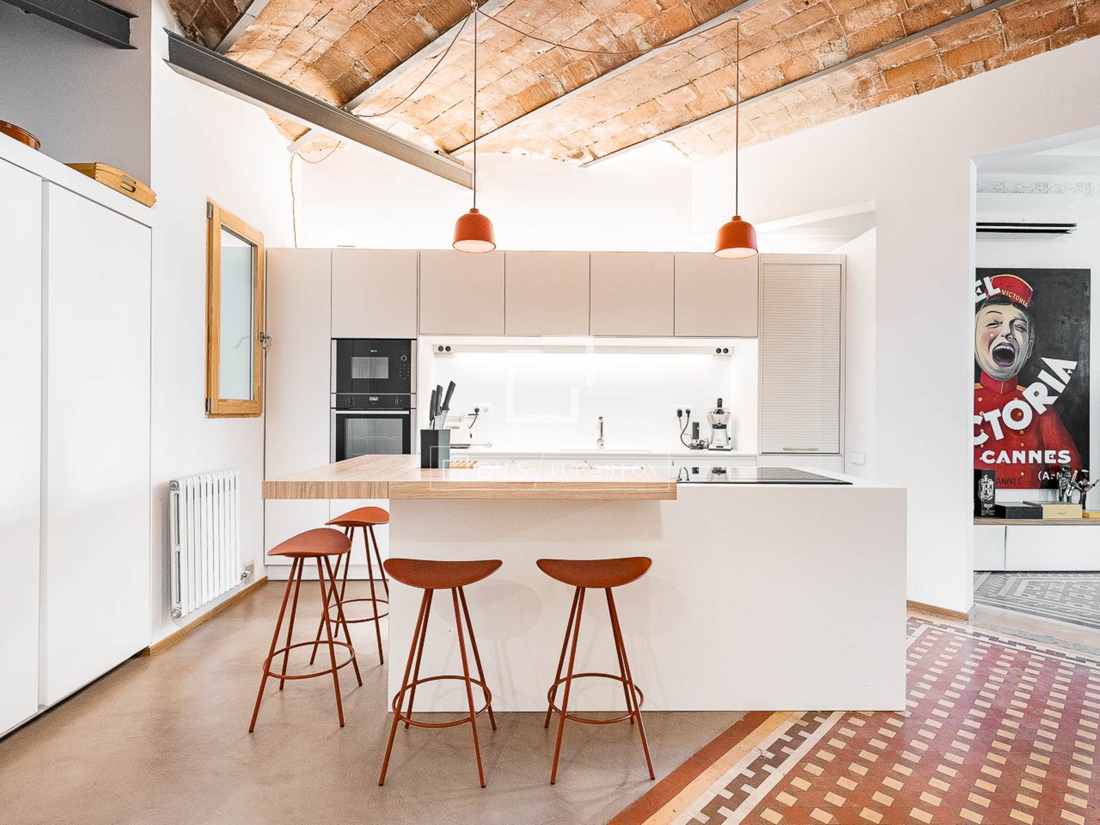 Huoneisto Barcelona, Espanja 4 makuuhuonetta, 179 m2 No. 192545