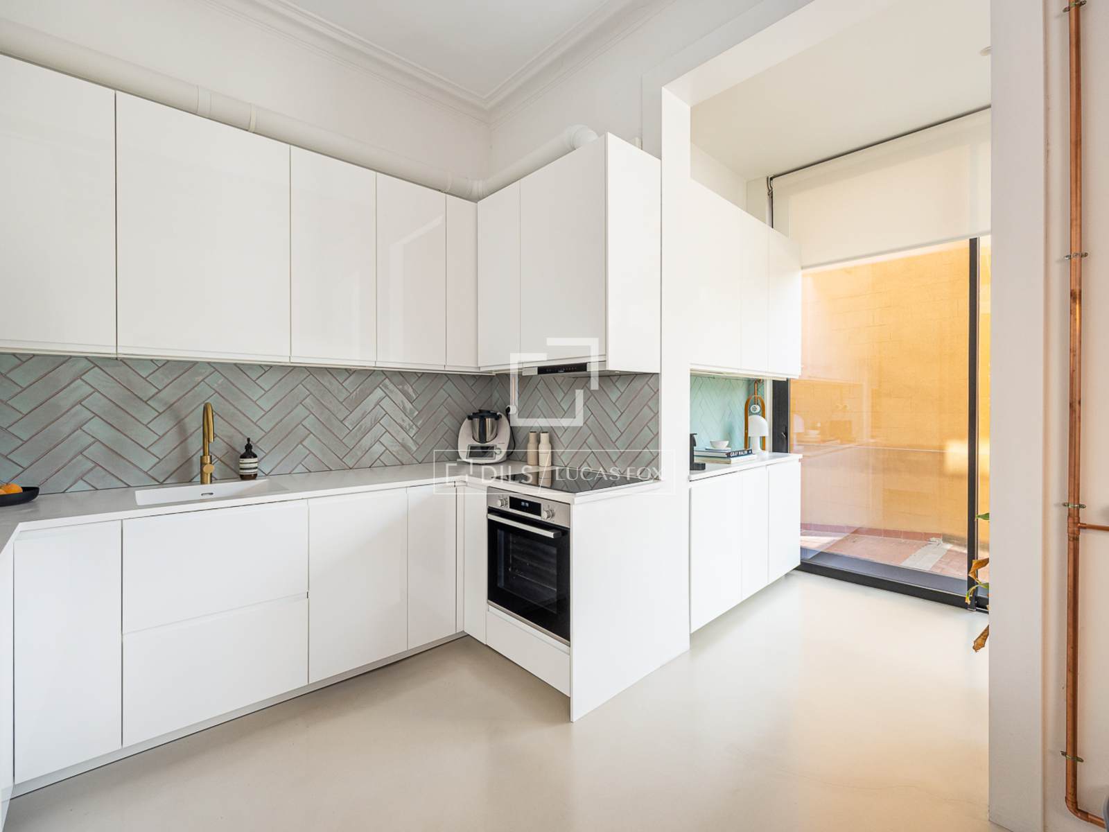Apartment à Barcelona, Espagne 2 chambres, 100 m2 No. 192543