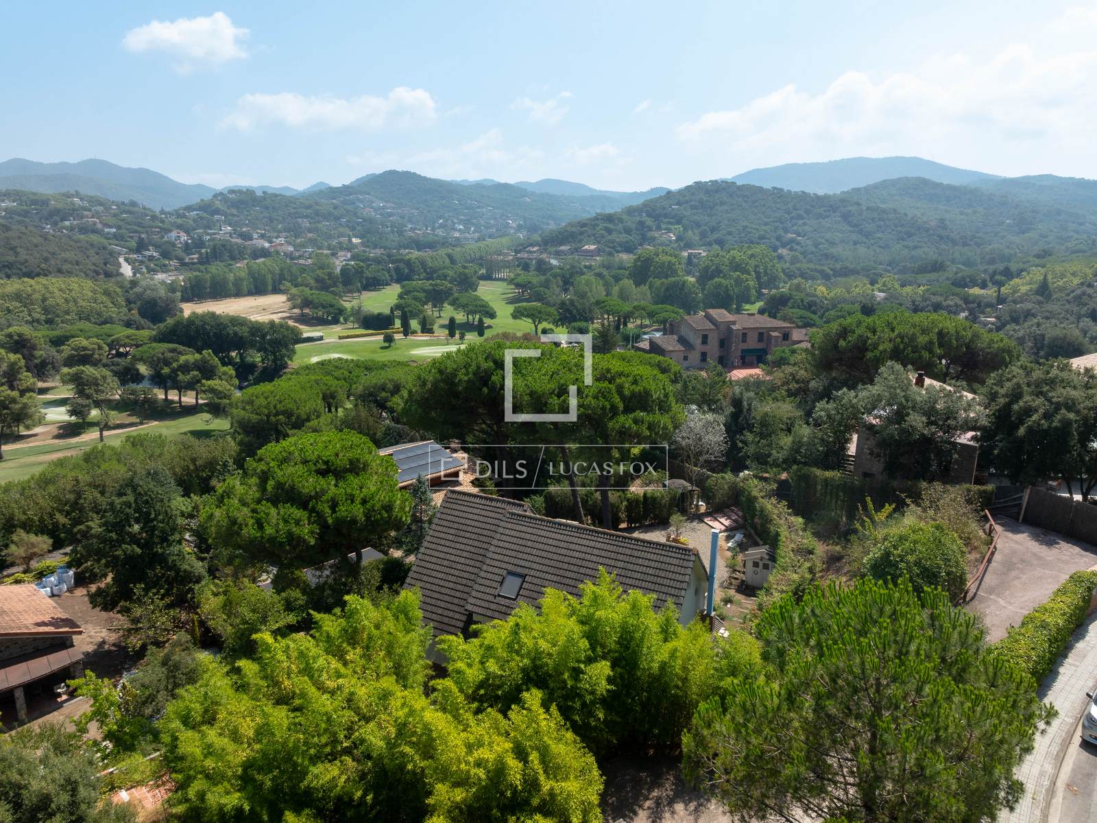 Finca a Vallromanes, Barcelona, Spagna 3 camere da letto, 237 mq. N° 192540