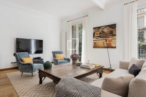 Wohnung zum Verkauf in Barcelona, Spanien 4 Schlafzimmer, 174 m2 Nr. 192541 - Foto 2