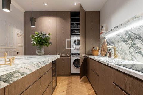 Wohnung zum Verkauf in Barcelona, Spanien 4 Schlafzimmer, 174 m2 Nr. 192541 - Foto 19