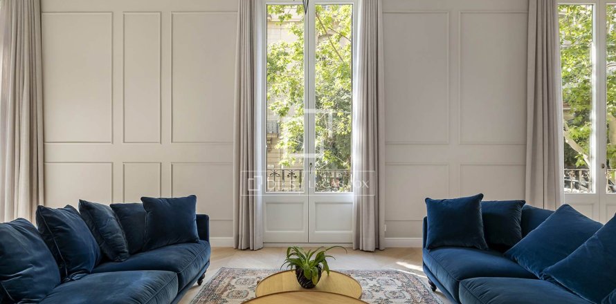Wohnung in Barcelona, Spanien 3 Schlafzimmer, 238 m2 Nr. 192539