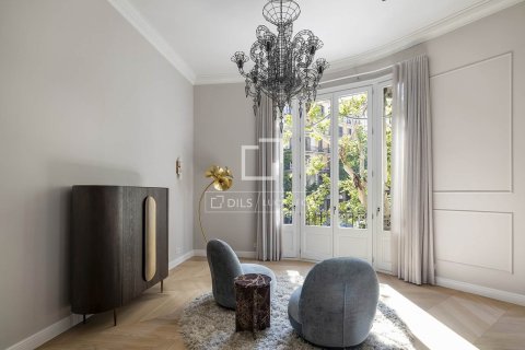 Wohnung zum Verkauf in Barcelona, Spanien 3 Schlafzimmer, 238 m2 Nr. 192539 - Foto 5