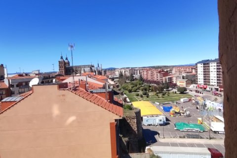 Ático en venta en Astorga, León, España 1 dormitorio, 80 m2 No. 184994 - foto 11