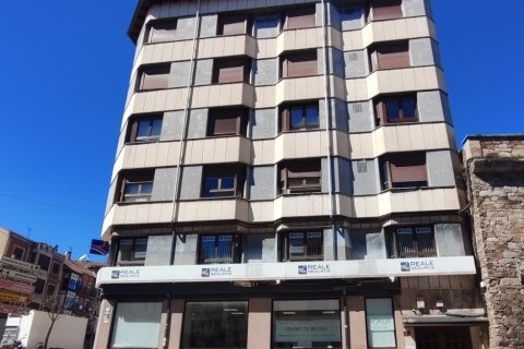 Пентхаус в Асторга, Леон, Испания 1 спальня, 80м2 №184994