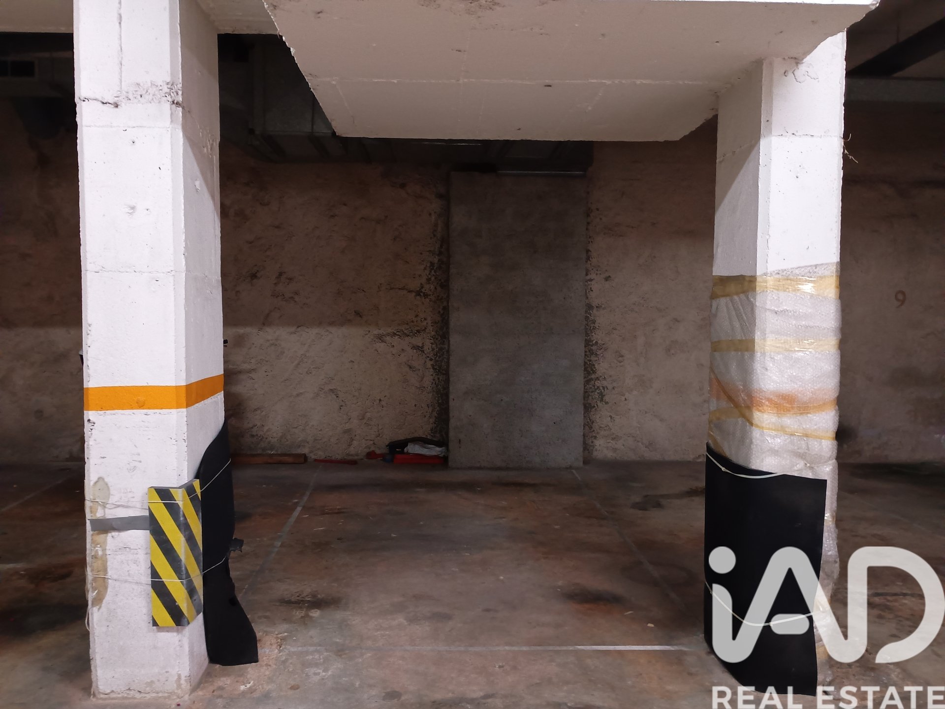 Garage in Barcelona, Spain 11 sq.m. No. 184998