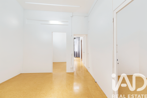 Wohnung zum Verkauf in Barcelona, Spanien 2 Schlafzimmer, 52 m2 Nr. 184993 - Foto 2