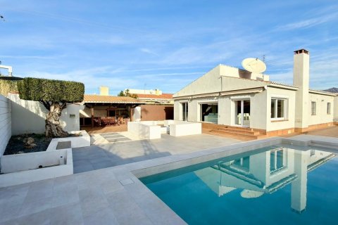 Wohnung zum Verkauf in El Campello, Alicante, Spanien 3 Schlafzimmer, 209 m2 Nr. 165905 - Foto 1