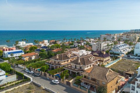 Продажа виллы в Ла Велета, Аликанте, Испания 6 спален, 728м2 №165907 - фото 3