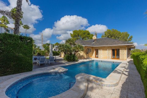 Villa till salu i Campoamor, Alicante, Spanien 5 sovrum, 366 kvm. Nr. 165909 - foto 2