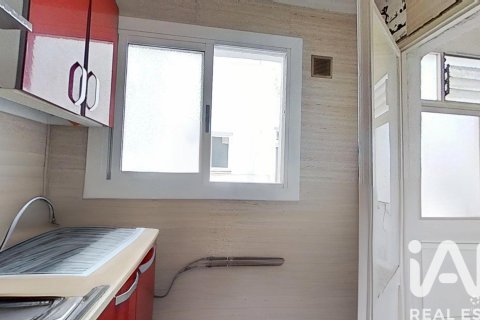 Dzīvoklis pārdošanā Santa Coloma de Gramenet, Barcelona, Spānijā 3 istabas, 73 m2 Nr. 152604 - attēls 15