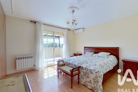 Продажа дома в Камбрильс, Таррагона, Испания 6 спален, 320м2 №152607 - фото 15