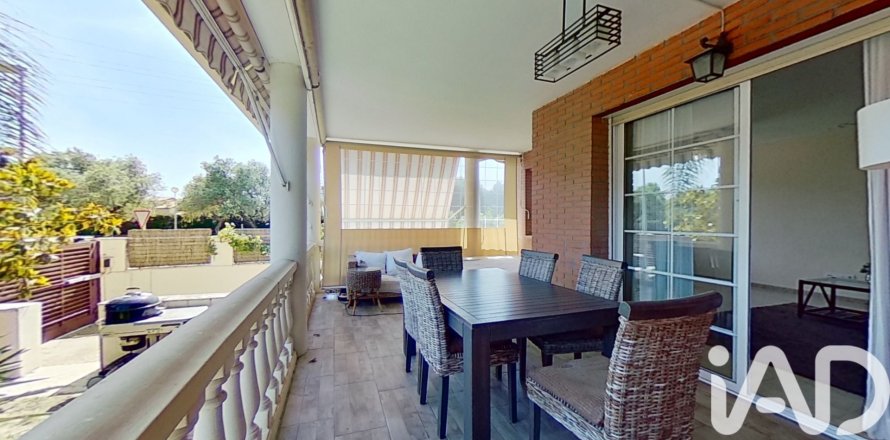 Дом в Камбрильс, Таррагона, Испания 6 спален, 320м2 №152607