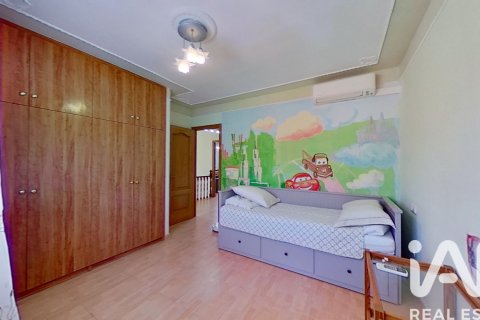 Продажа дома в Камбрильс, Таррагона, Испания 6 спален, 320м2 №152607 - фото 11