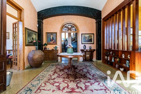 Продажа дома в Кастельяр-дель-Вальес, Барселона, Испания 6 спален, 546м2 №152605 - фото 4