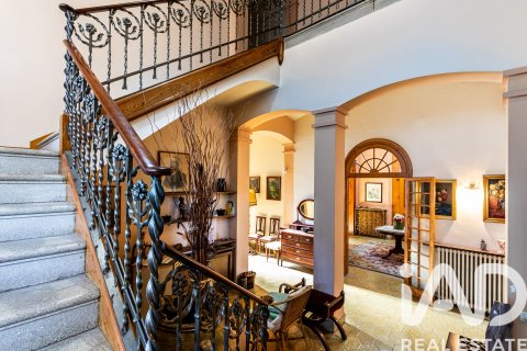 Продажа дома в Кастельяр-дель-Вальес, Барселона, Испания 6 спален, 546м2 №152605 - фото 23