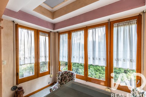 Продажа дома в Кастельяр-дель-Вальес, Барселона, Испания 6 спален, 546м2 №152605 - фото 22