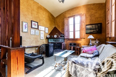 Продажа дома в Кастельяр-дель-Вальес, Барселона, Испания 6 спален, 546м2 №152605 - фото 5